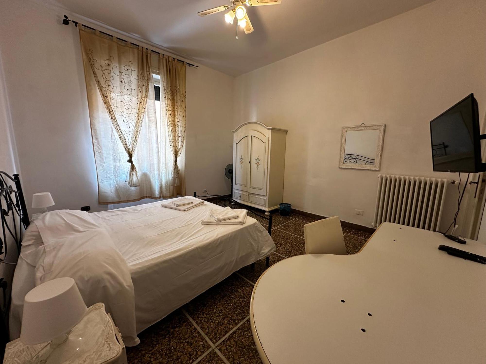 Holiday Pisa Gare 2 Εξωτερικό φωτογραφία
